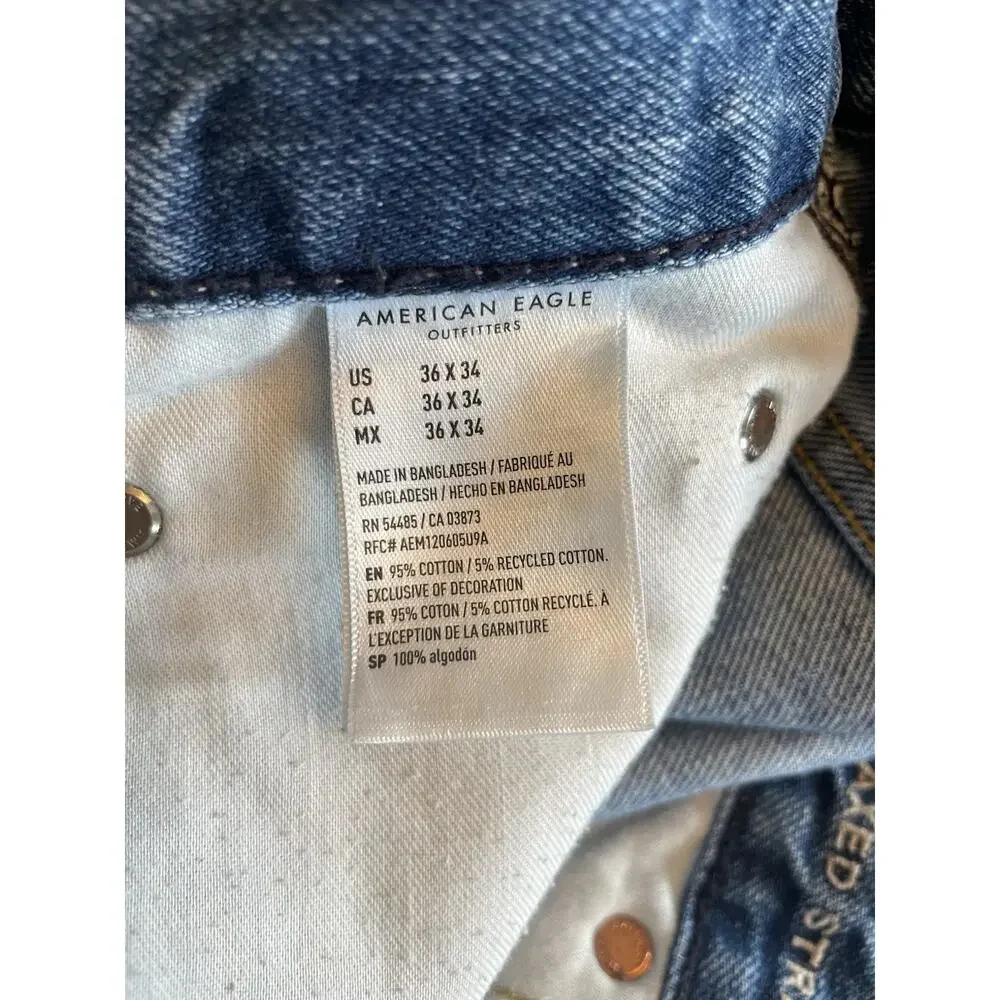 Men's AE American Eagle Blue Jeans Relaxed Straight Size 36x34 Faded Mid Rise
